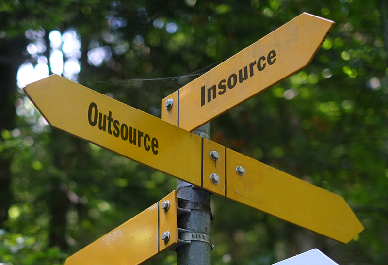 InSource-Outsource signpost